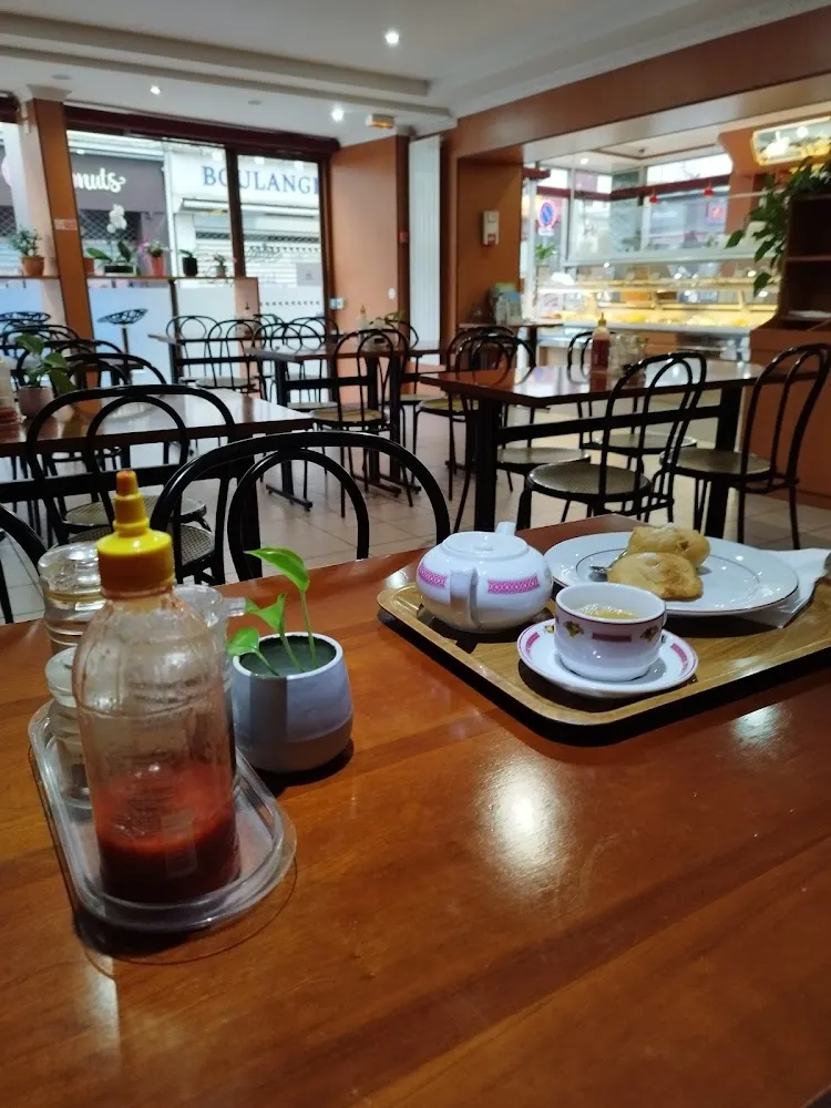 Thé Au Jasmin Beignet Pomme Beignet Banane